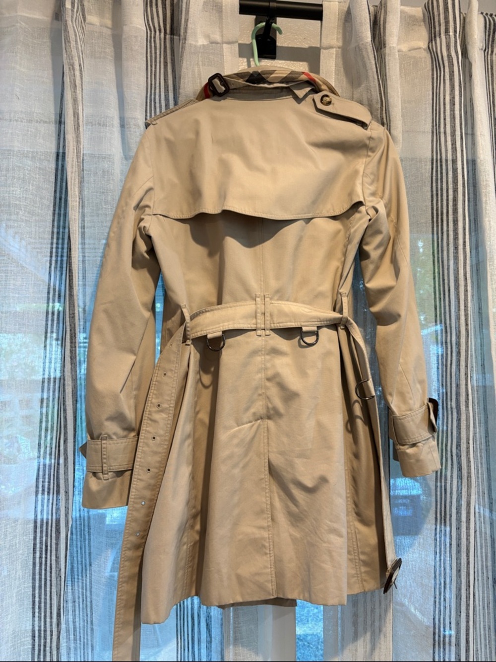 Burberry Beige Short Trench Coat with Signature Check Lining US 6 - Picture 5 of 11